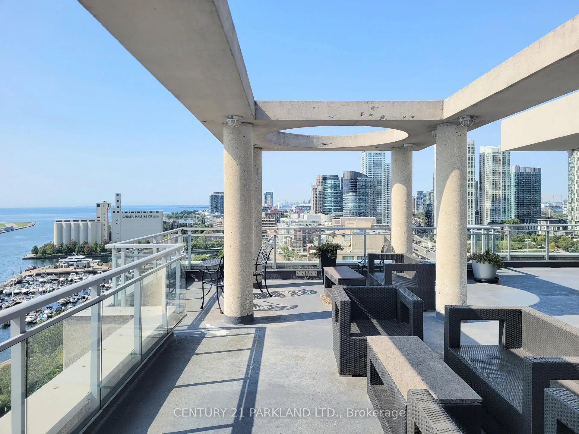 Photo 17 of Unit 718, 410 Queens Quay W, Toronto, Waterfront Communities — HOMEH