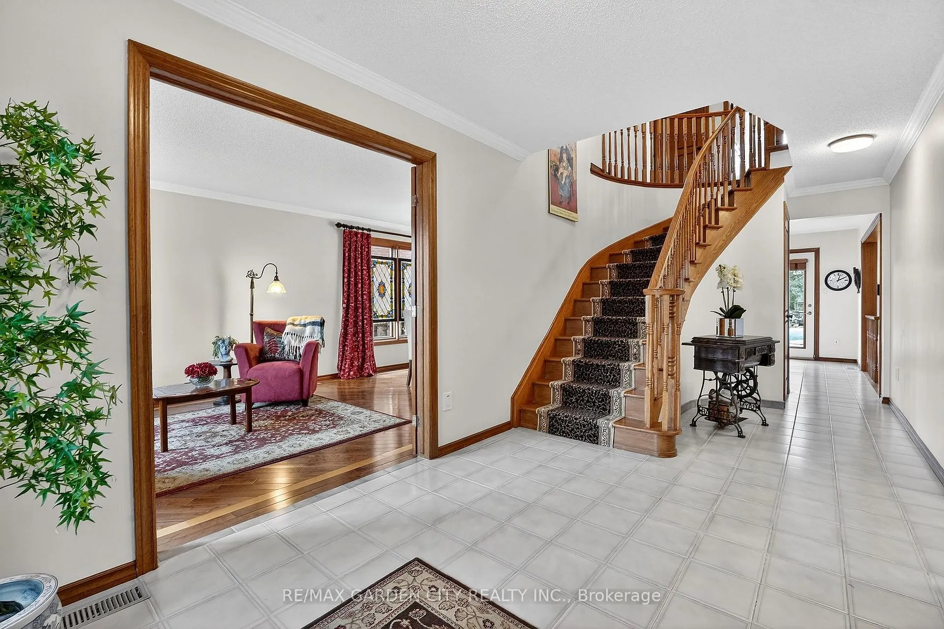 Photo 5 of 72 National Drive, Hamilton, Gershome — HOMEH