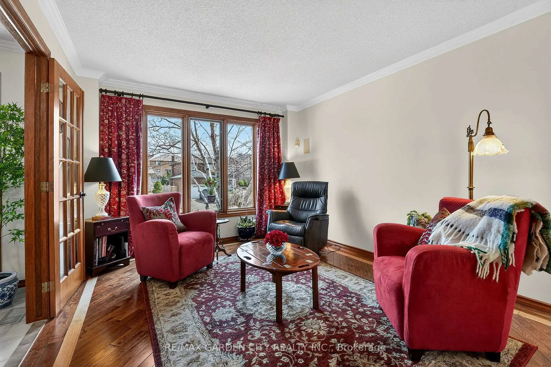 Photo 6 of 72 National Drive, Hamilton, Gershome — HOMEH