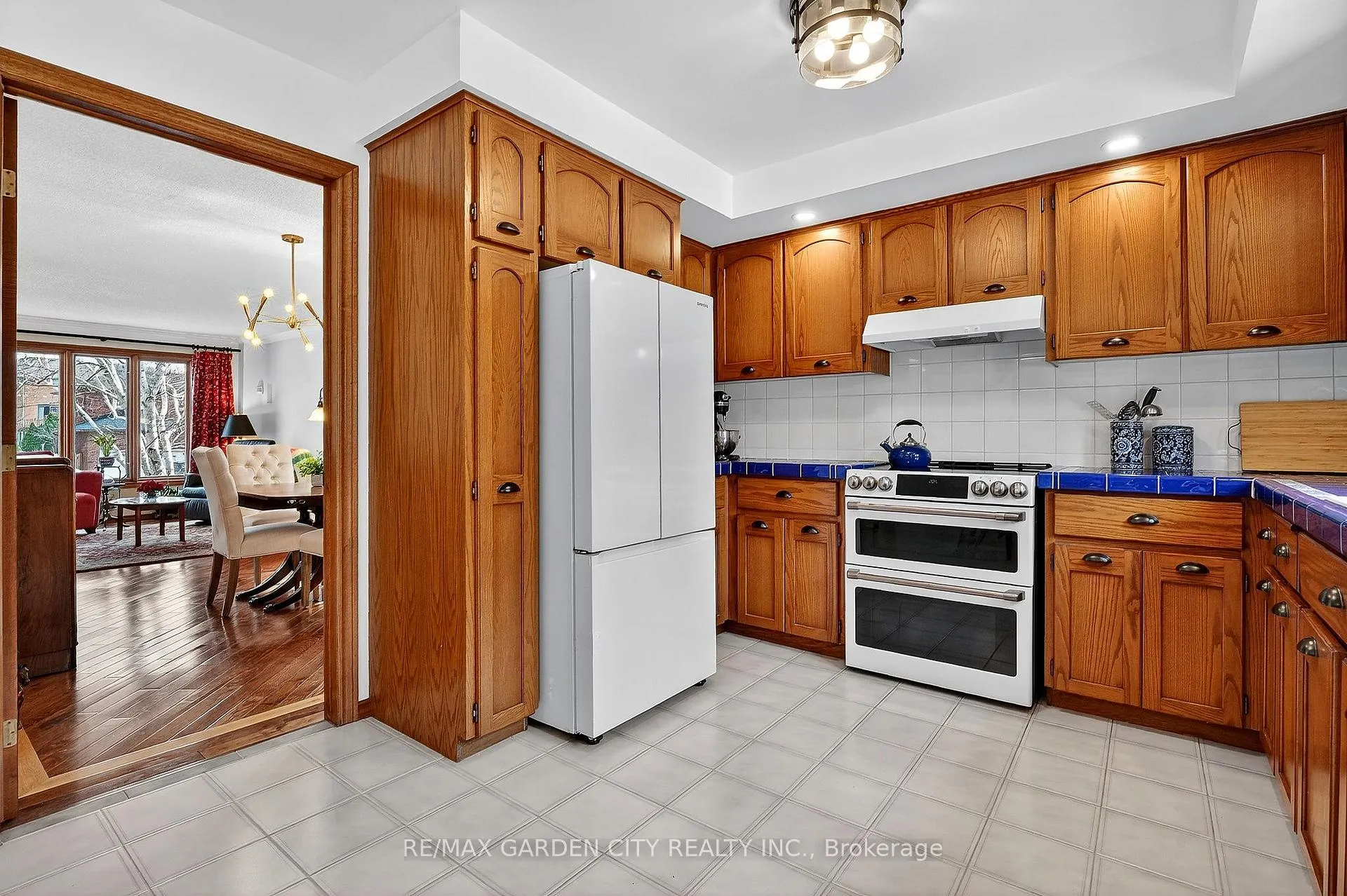 Photo 10 of 72 National Drive, Hamilton, Gershome — HOMEH
