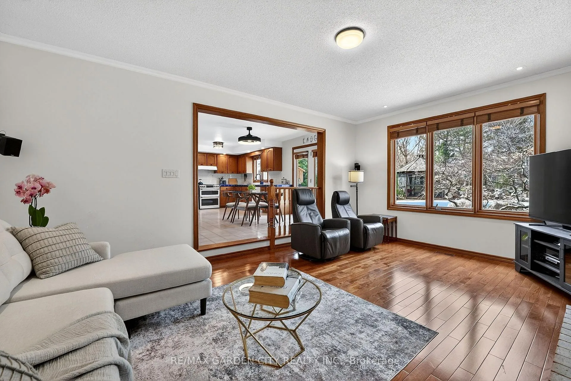 Photo 18 of 72 National Drive, Hamilton, Gershome — HOMEH