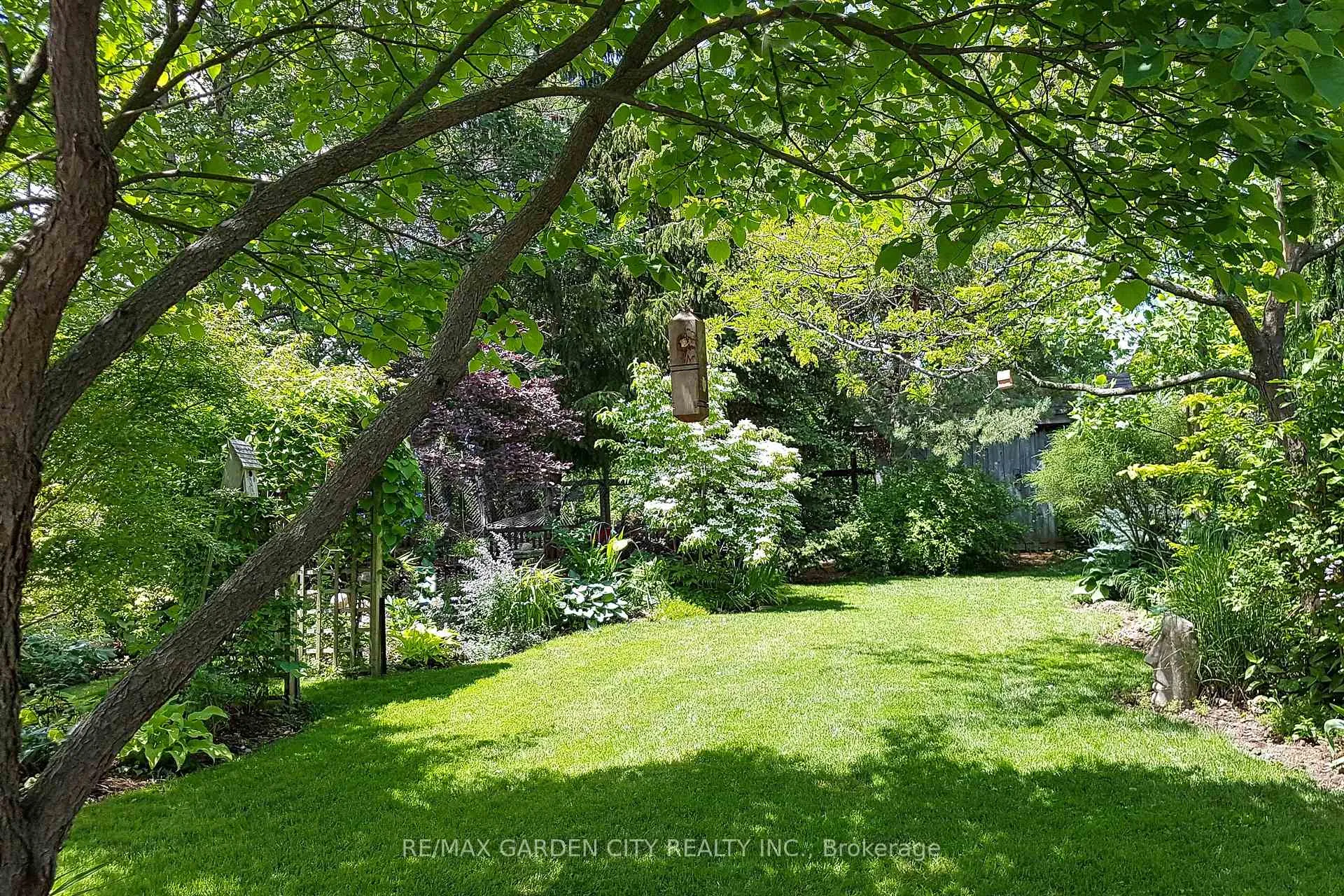 Photo 47 of 72 National Drive, Hamilton, Gershome — HOMEH