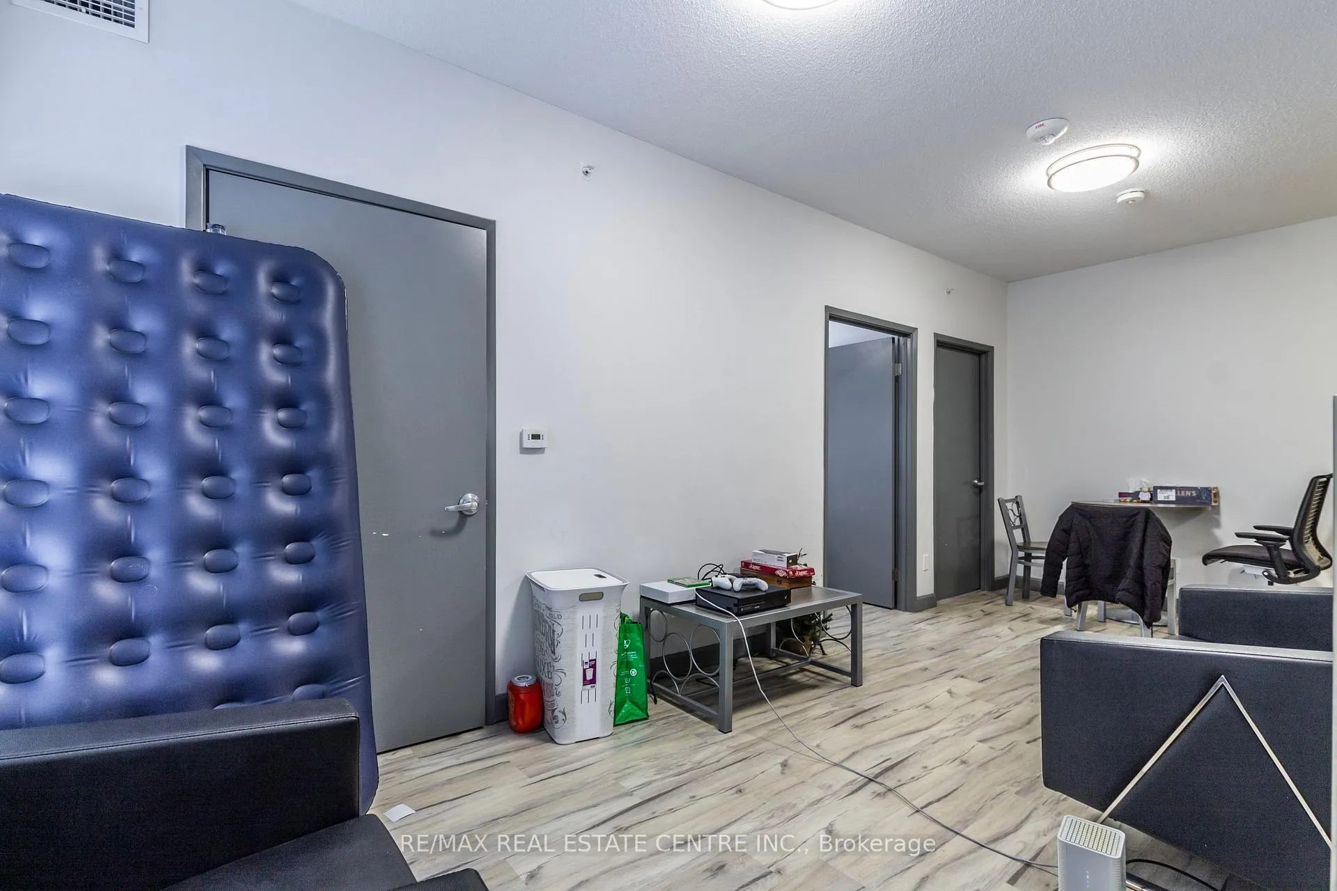 Photo 5 of Unit 326, 258C Sunview Street, Waterloo — HOMEH