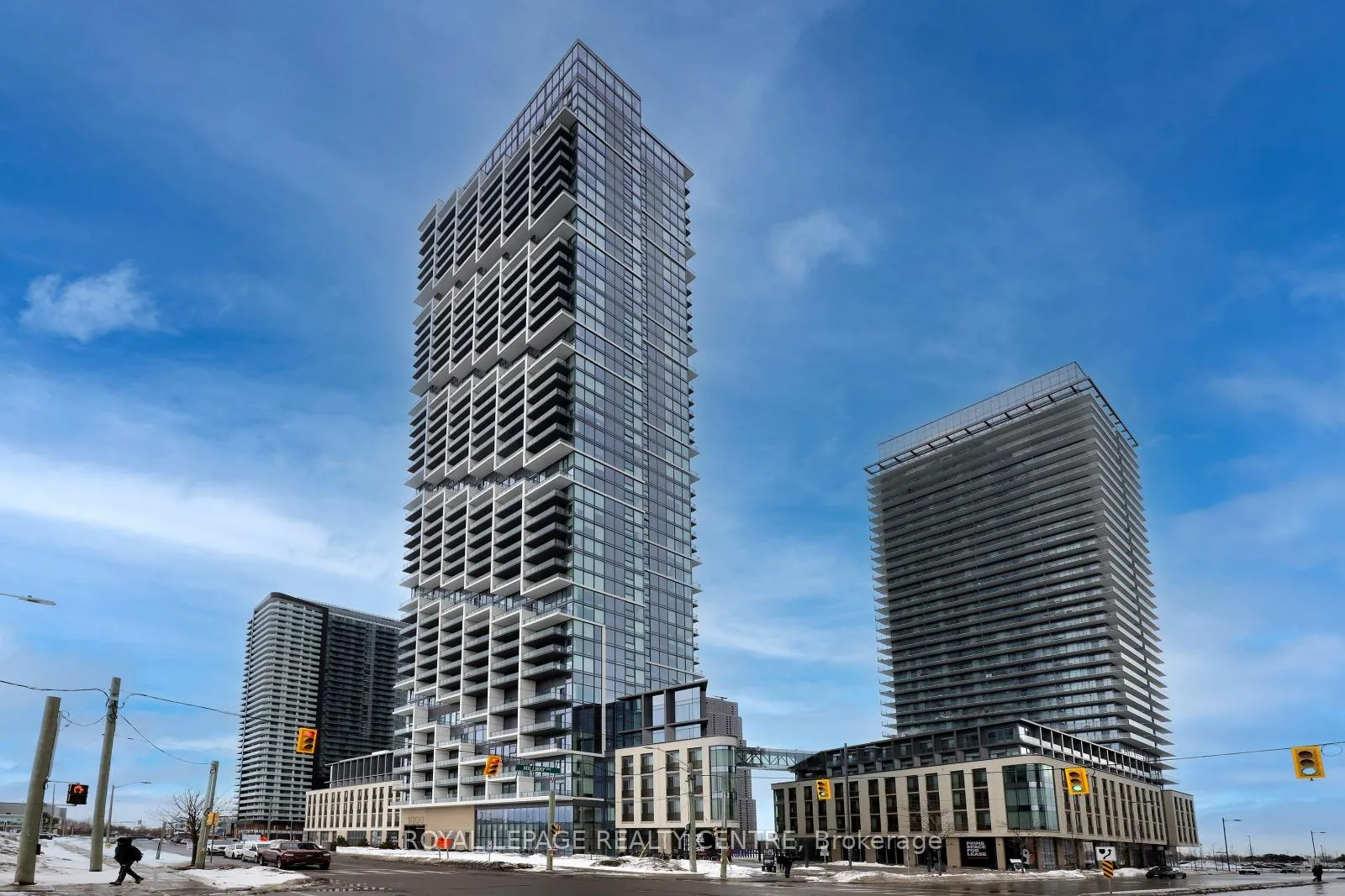 Front of Unit 910, 1000 Portage Parkway