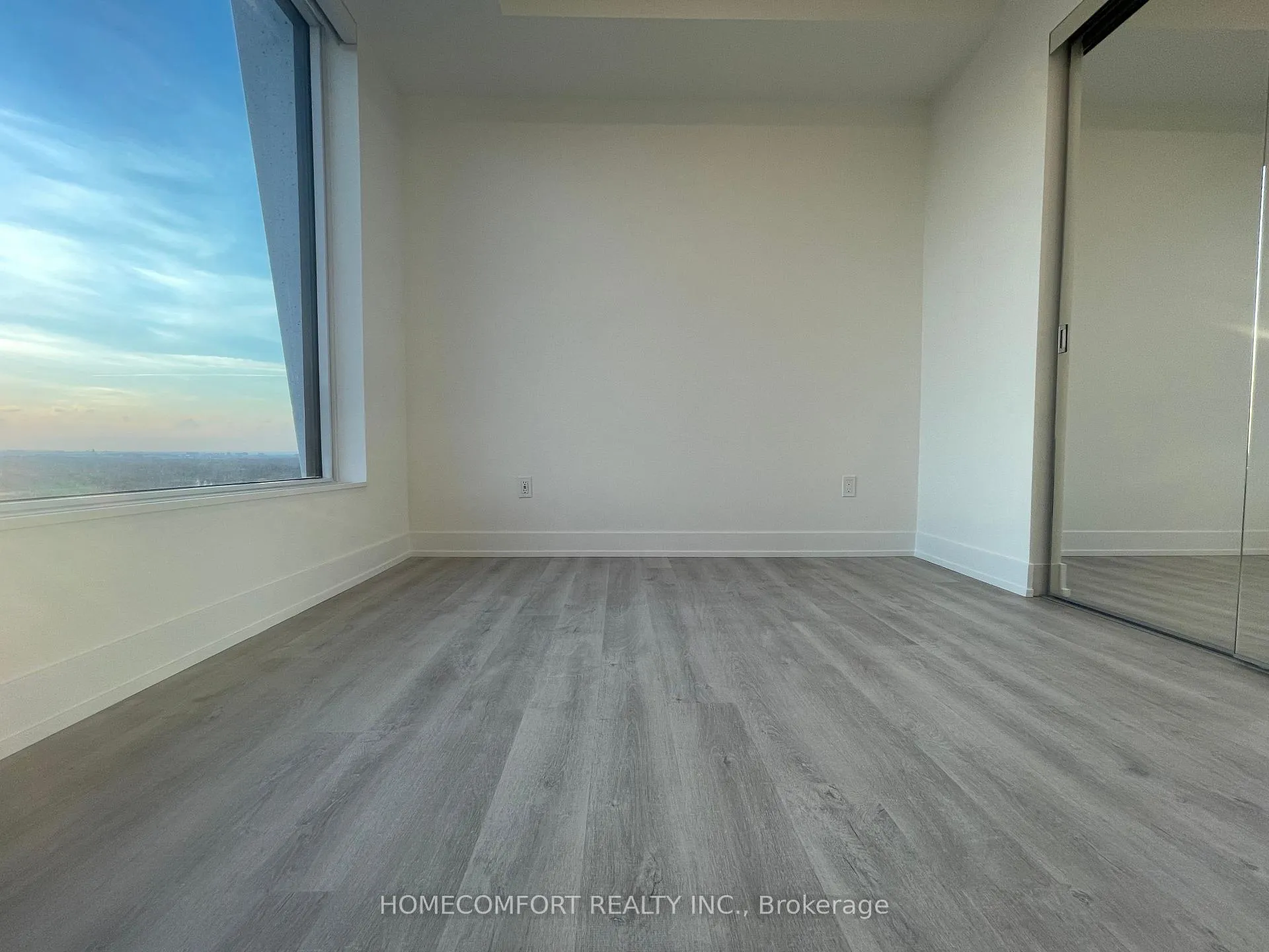 Photo 31 of Unit 2512, 60 Central Park Road Way, Etobicoke, Islington-City Centre West — HOMEH