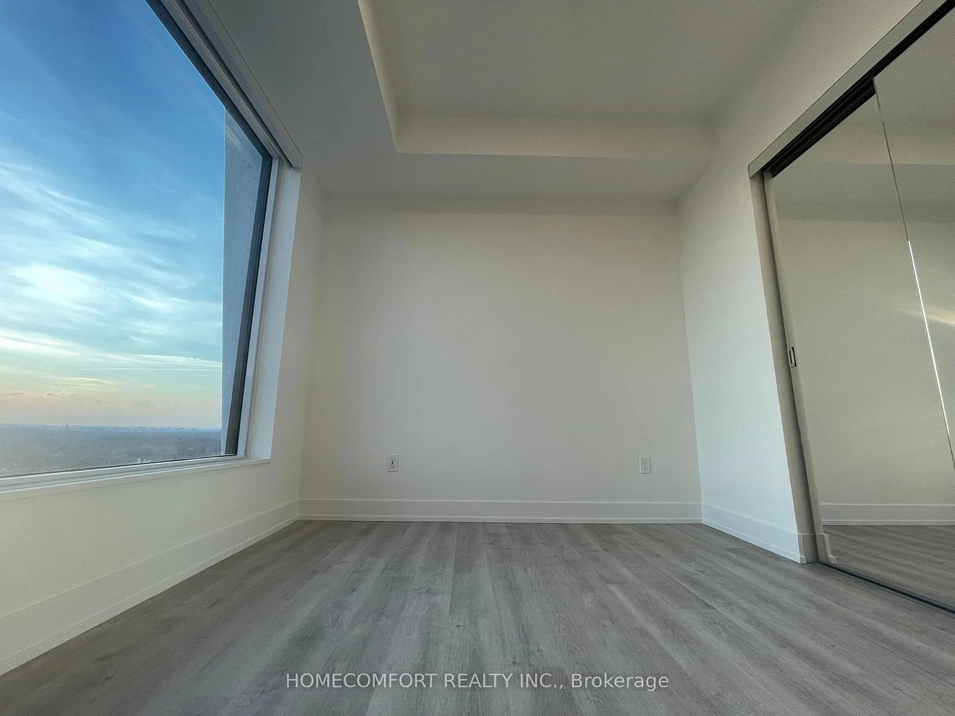 Photo 32 of Unit 2512, 60 Central Park Road Way, Etobicoke, Islington-City Centre West — HOMEH
