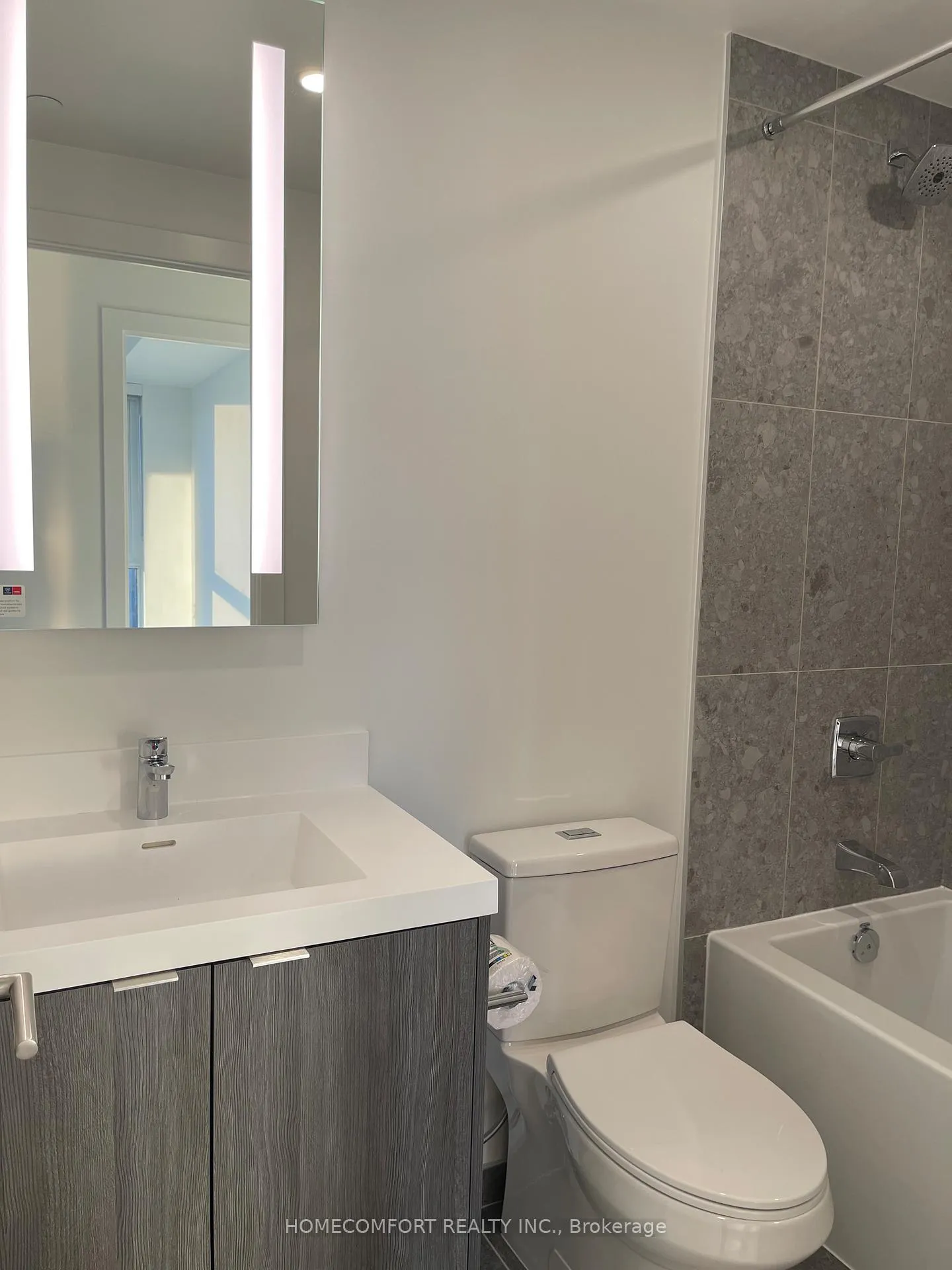 Photo 35 of Unit 2512, 60 Central Park Road Way, Etobicoke, Islington-City Centre West — HOMEH