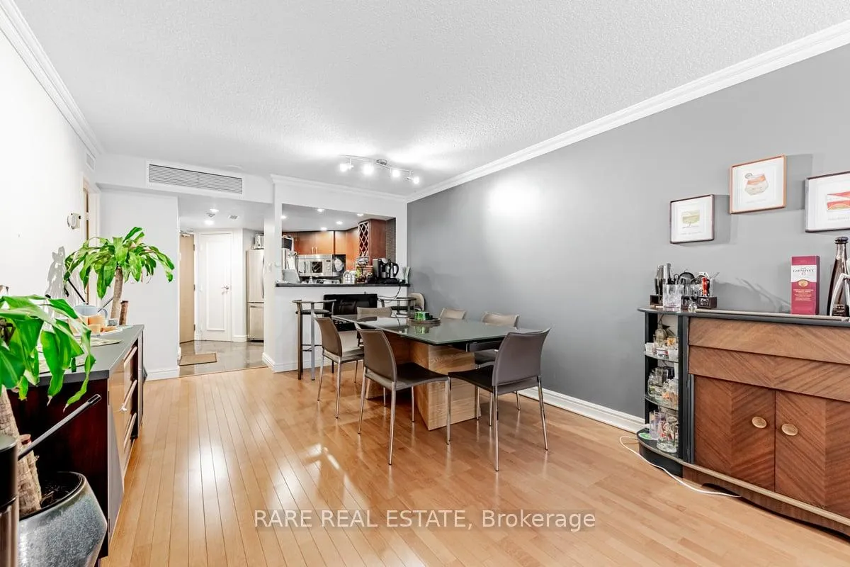 Photo 2 of Unit 310, 1001 Bay Street, Toronto, Bay Street Corridor — HOMEH