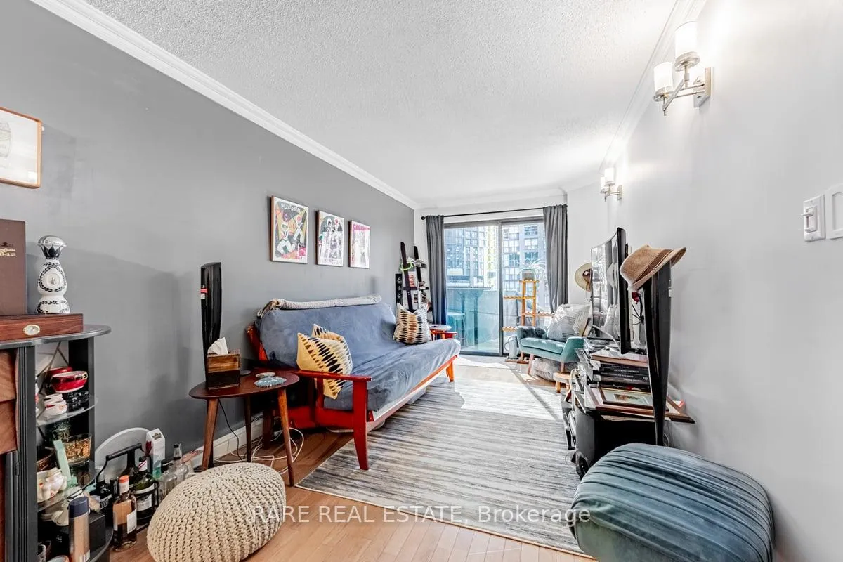 Photo 5 of Unit 310, 1001 Bay Street, Toronto, Bay Street Corridor — HOMEH