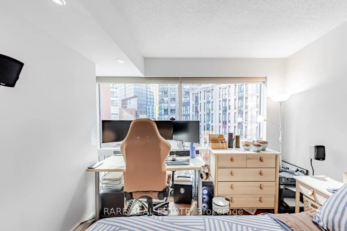 Photo 11 of Unit 310, 1001 Bay Street, Toronto, Bay Street Corridor — HOMEH