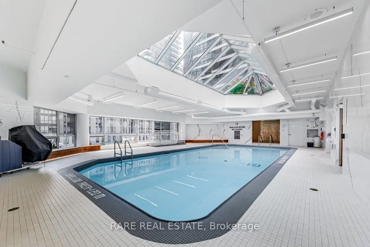Photo 21 of Unit 310, 1001 Bay Street, Toronto, Bay Street Corridor — HOMEH