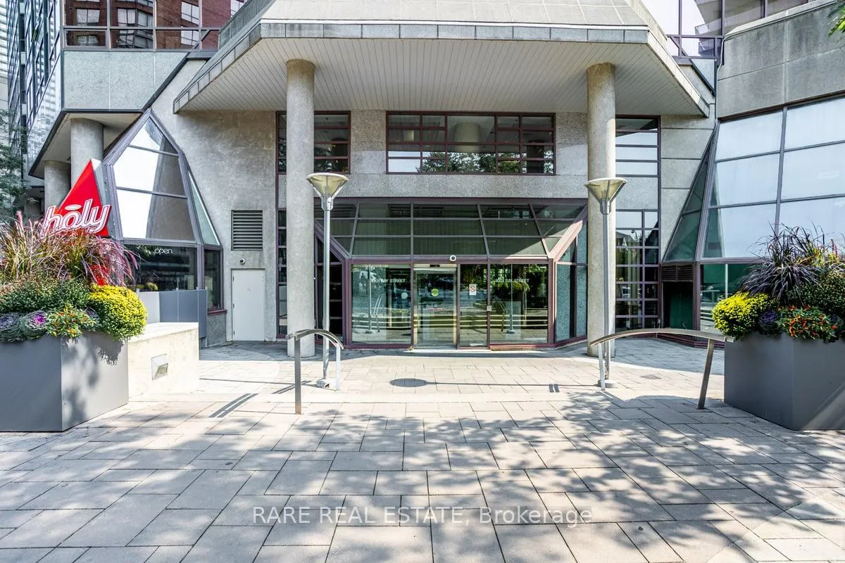 Photo 30 of Unit 310, 1001 Bay Street, Toronto, Bay Street Corridor — HOMEH
