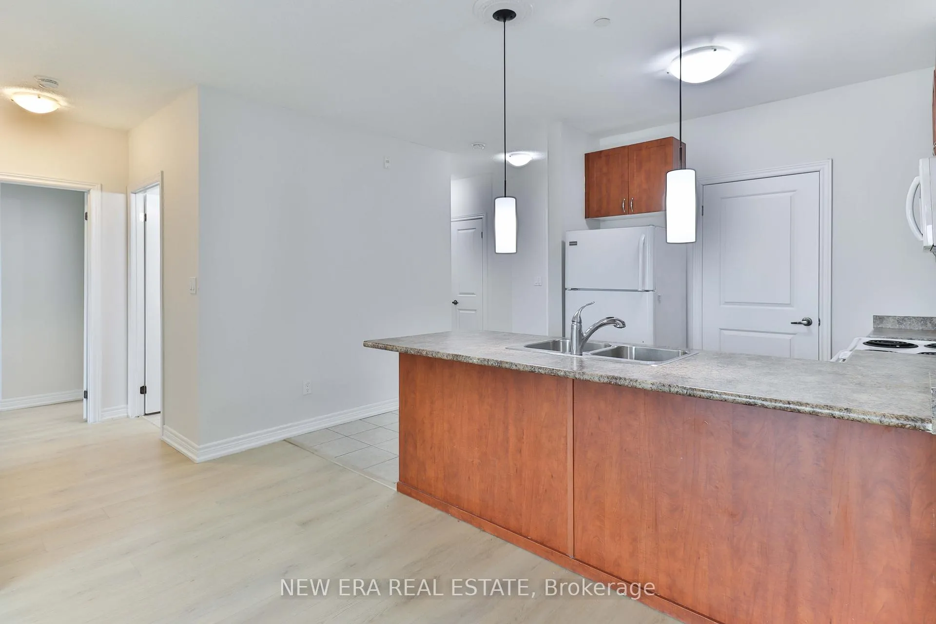 Photo 7 of Unit 320, 7400 Markham Road, Markham, Middlefield — HOMEH
