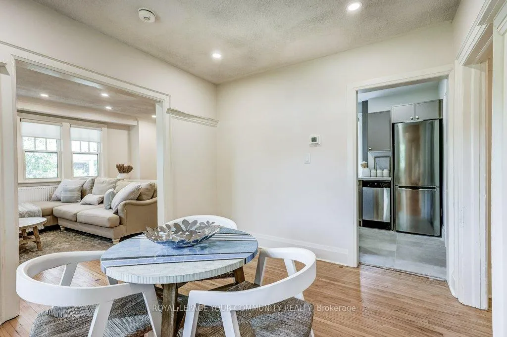 Photo 12 of Unit 2, 42 Wineva Avenue, Toronto, The Beaches — HOMEH