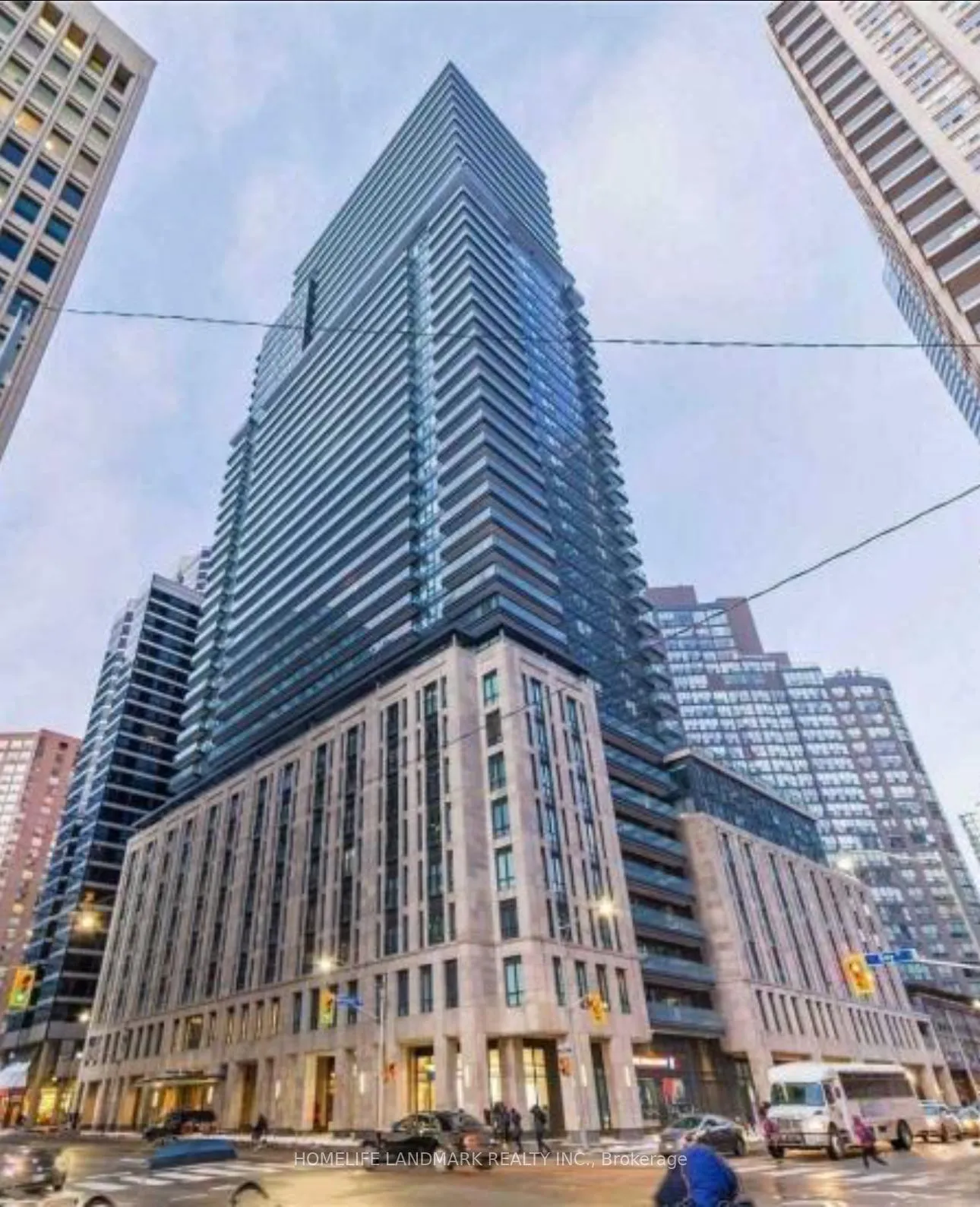 Photo 10 of Unit 3505, 955 Bay Street, Toronto, Bay Street Corridor — HOMEH