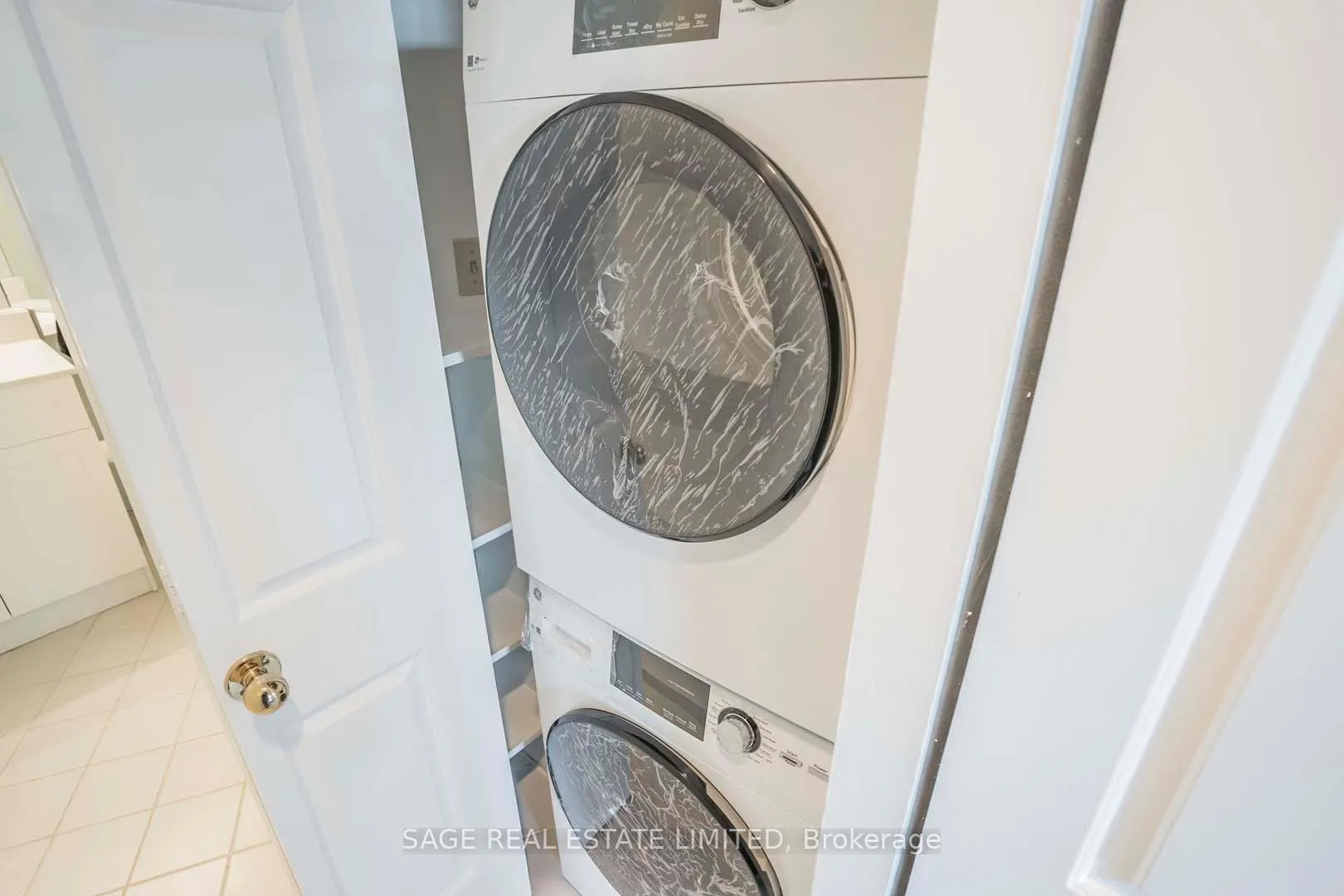 Photo 22 of Unit 201, 270 Queens Quay W, Toronto, Waterfront Communities — HOMEH