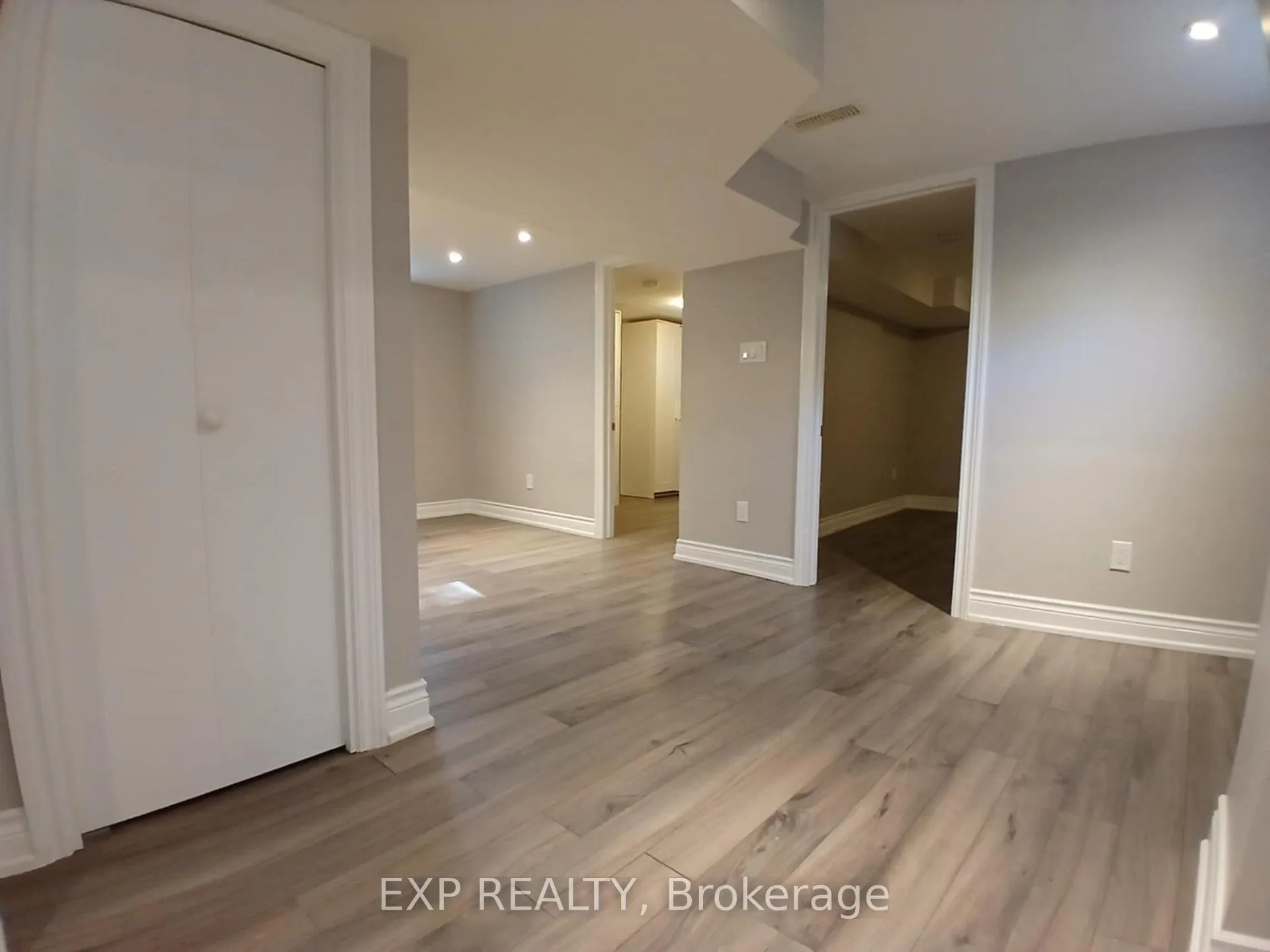 Photo 3 of Unit Lower Level, 6 Dunkirk Road, Toronto, Danforth Village-East York — HOMEH