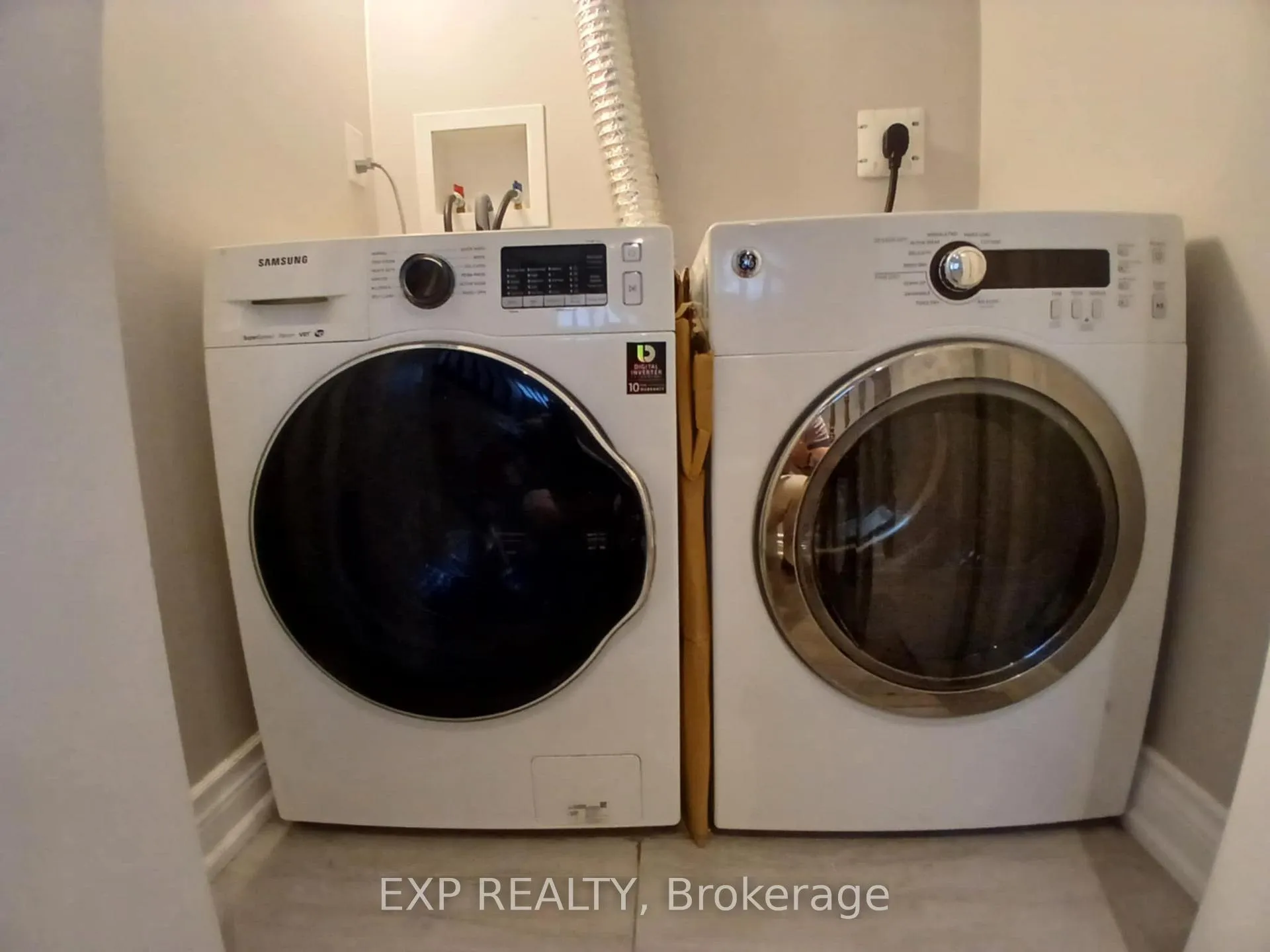 Photo 12 of Unit Lower Level, 6 Dunkirk Road, Toronto, Danforth Village-East York — HOMEH
