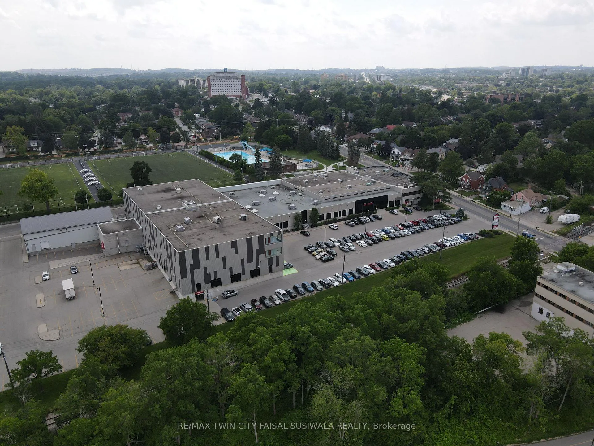 Photo 9 of Unit 27, 31 Mill Street, Kitchener — HOMEH