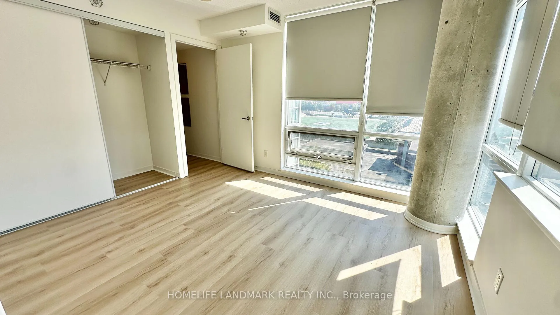 Photo 6 of Unit 519, 20 Joe Shuster Way, Toronto, Niagara — HOMEH
