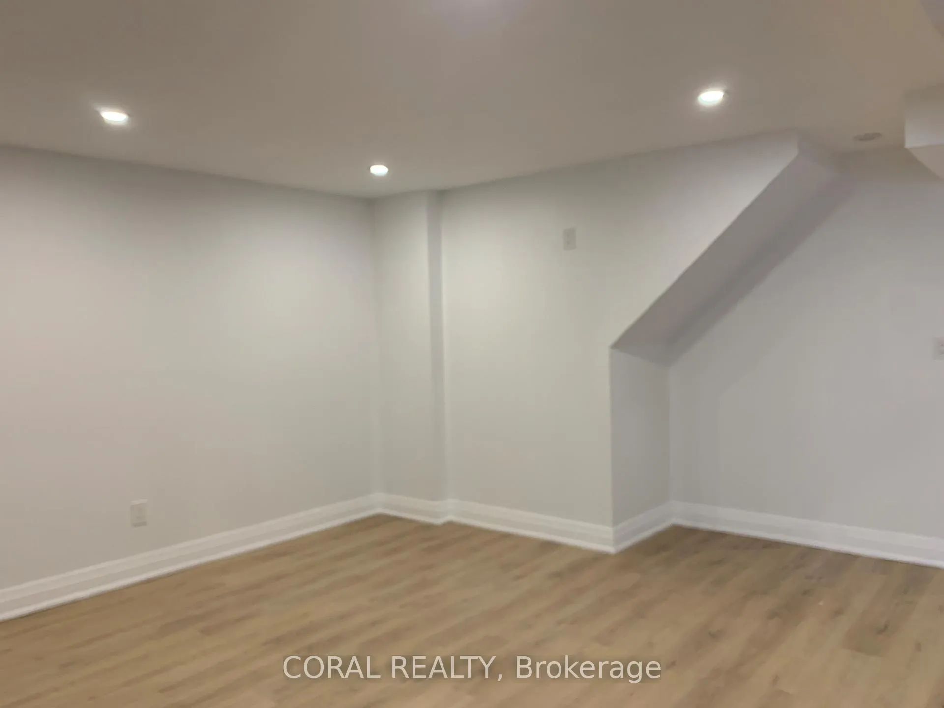 Photo 7 of Unit Lower Only, 1606 Orion Court, Pickering, Amberlea — HOMEH