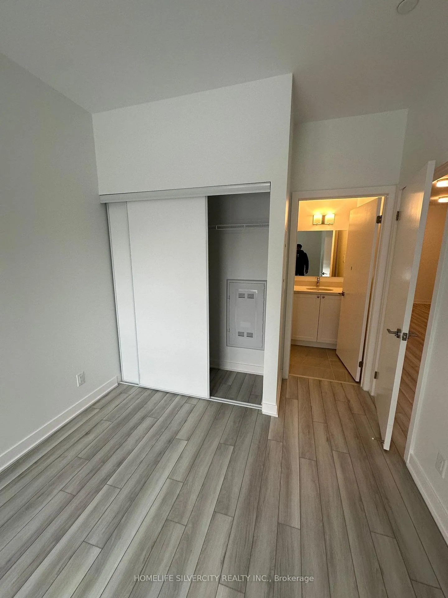 Photo 7 of Unit 104, 55 Clarington Boulevard, Clarington, Bowmanville — HOMEH