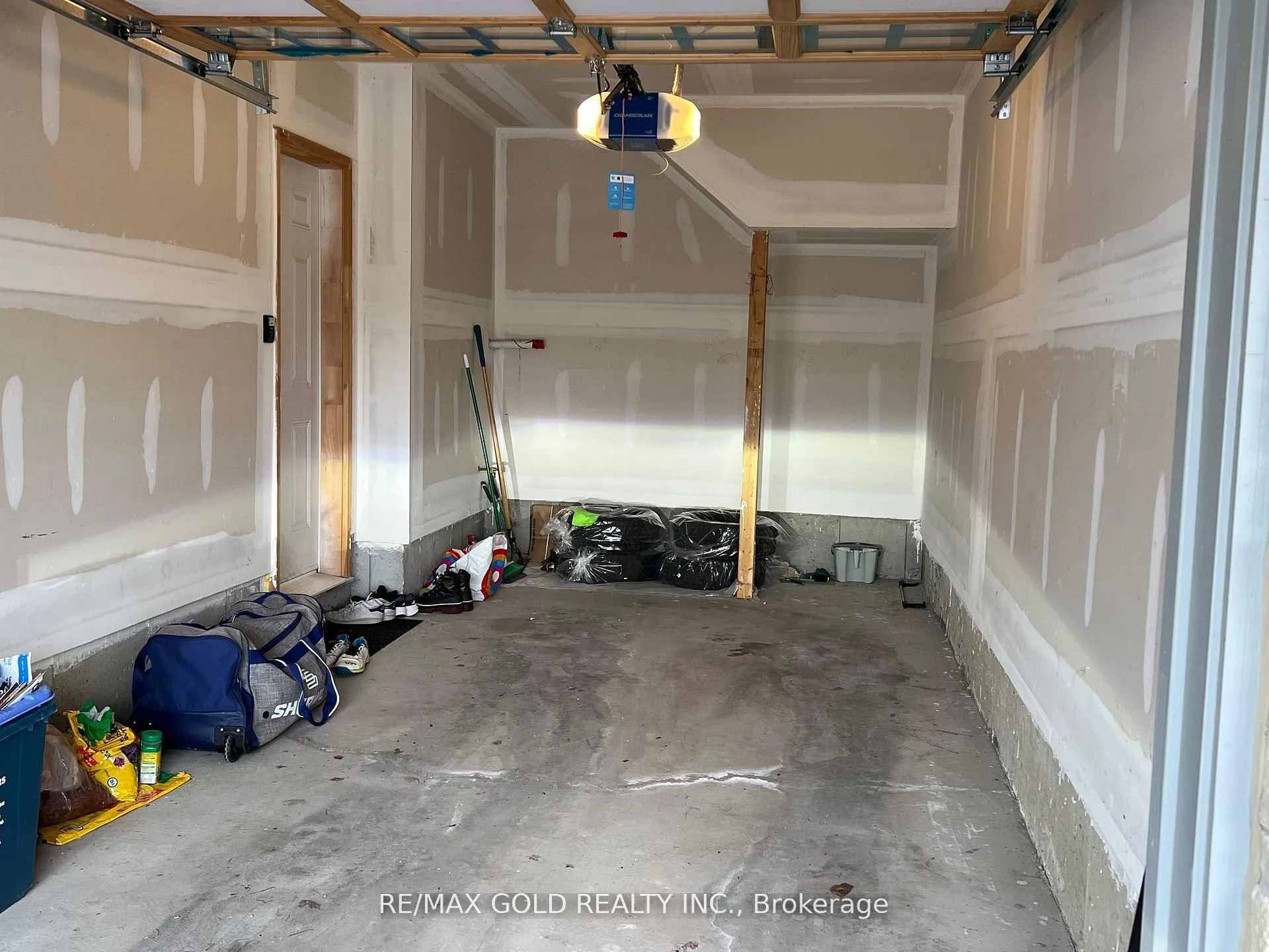 Photo 27 of Unit 23, 285 Finch Avenue, Pickering, Rouge Park — HOMEH