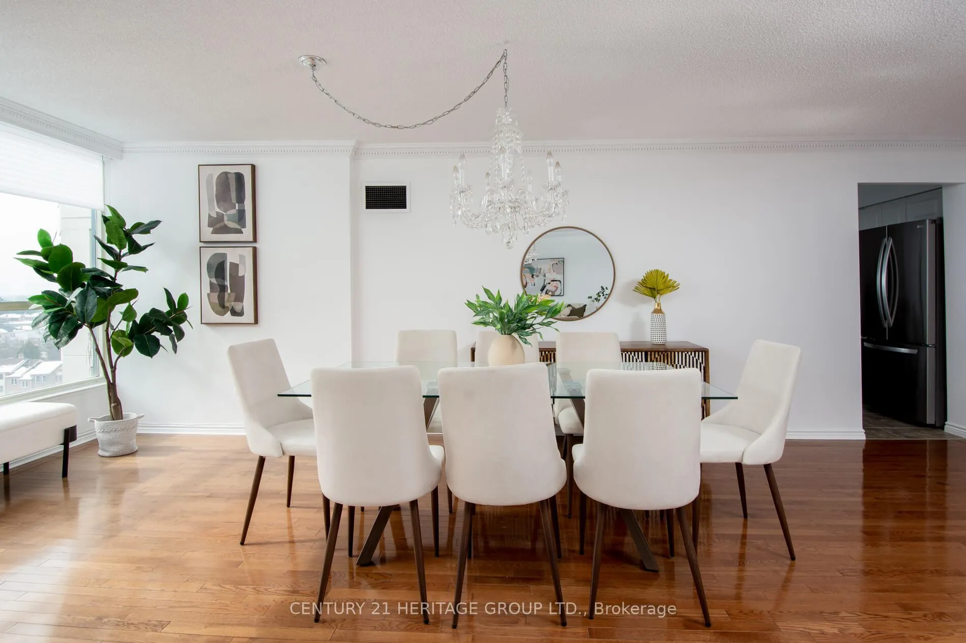 Photo 4 of Unit 1402, 1 Clark Avenue W, Vaughan, Crestwood-Springfarm-Yorkhill — HOMEH