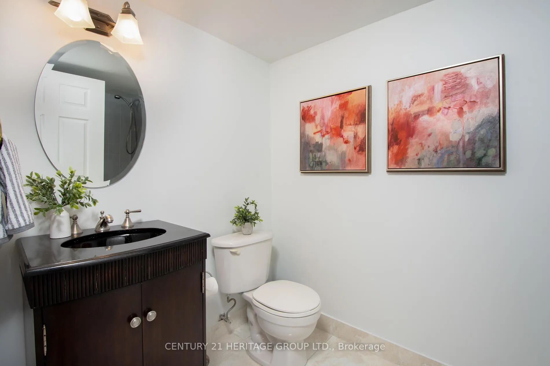 Photo 9 of Unit 1402, 1 Clark Avenue W, Vaughan, Crestwood-Springfarm-Yorkhill — HOMEH