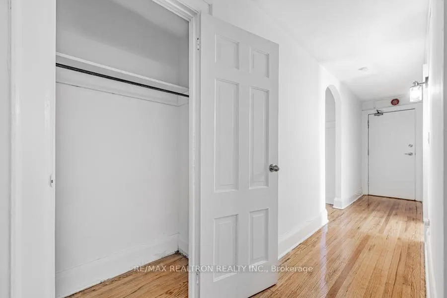 Photo 11 of Unit 17, 6 Kingston Road, Toronto, Woodbine Corridor — HOMEH