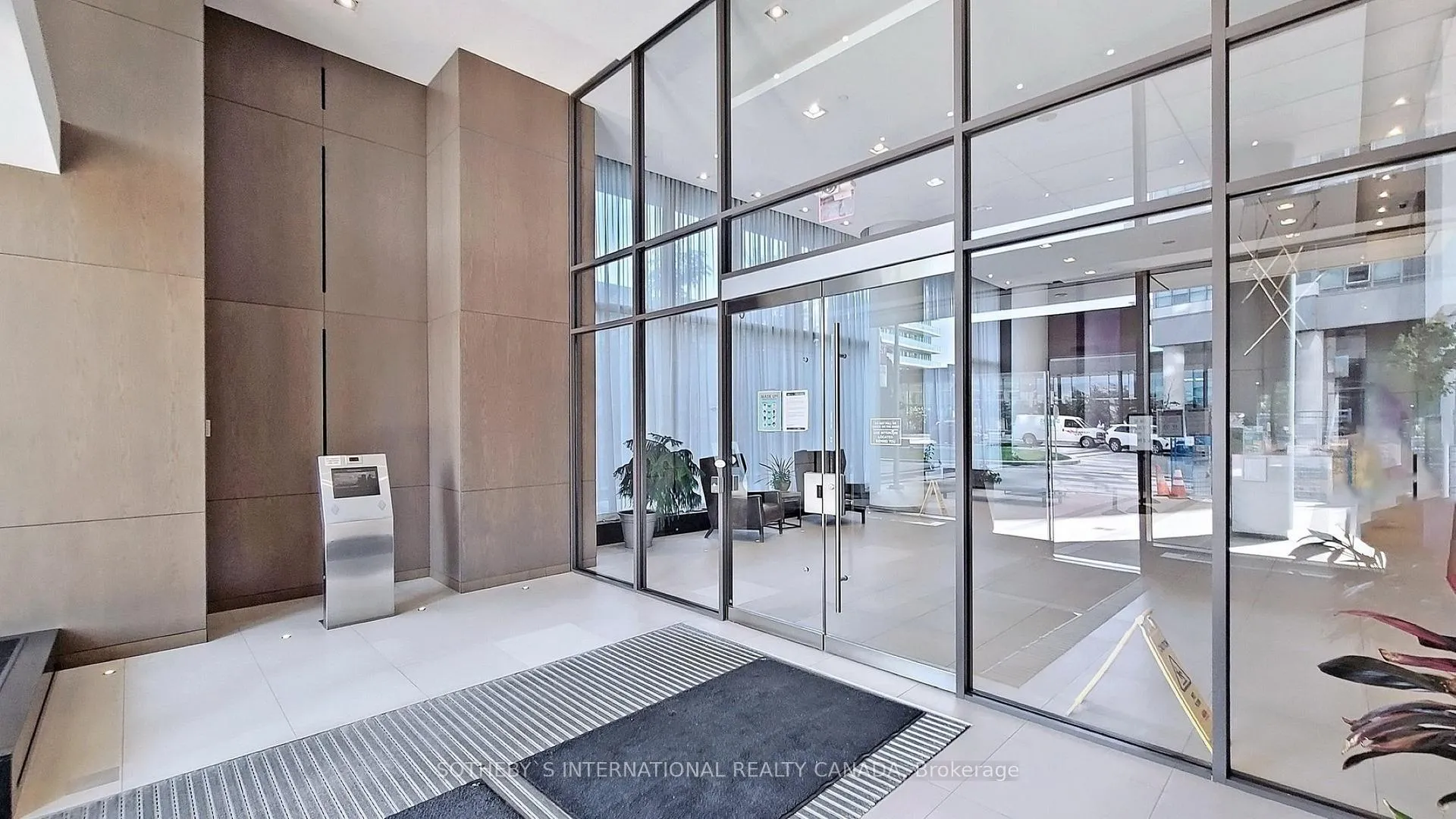 Photo 3 of Unit 2916, 121 McMahon Drive, North York, Bayview Village — HOMEH
