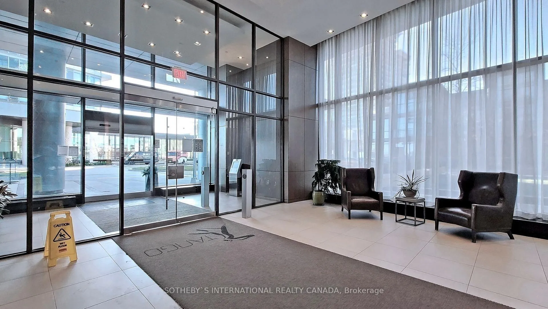 Photo 4 of Unit 2916, 121 McMahon Drive, North York, Bayview Village — HOMEH