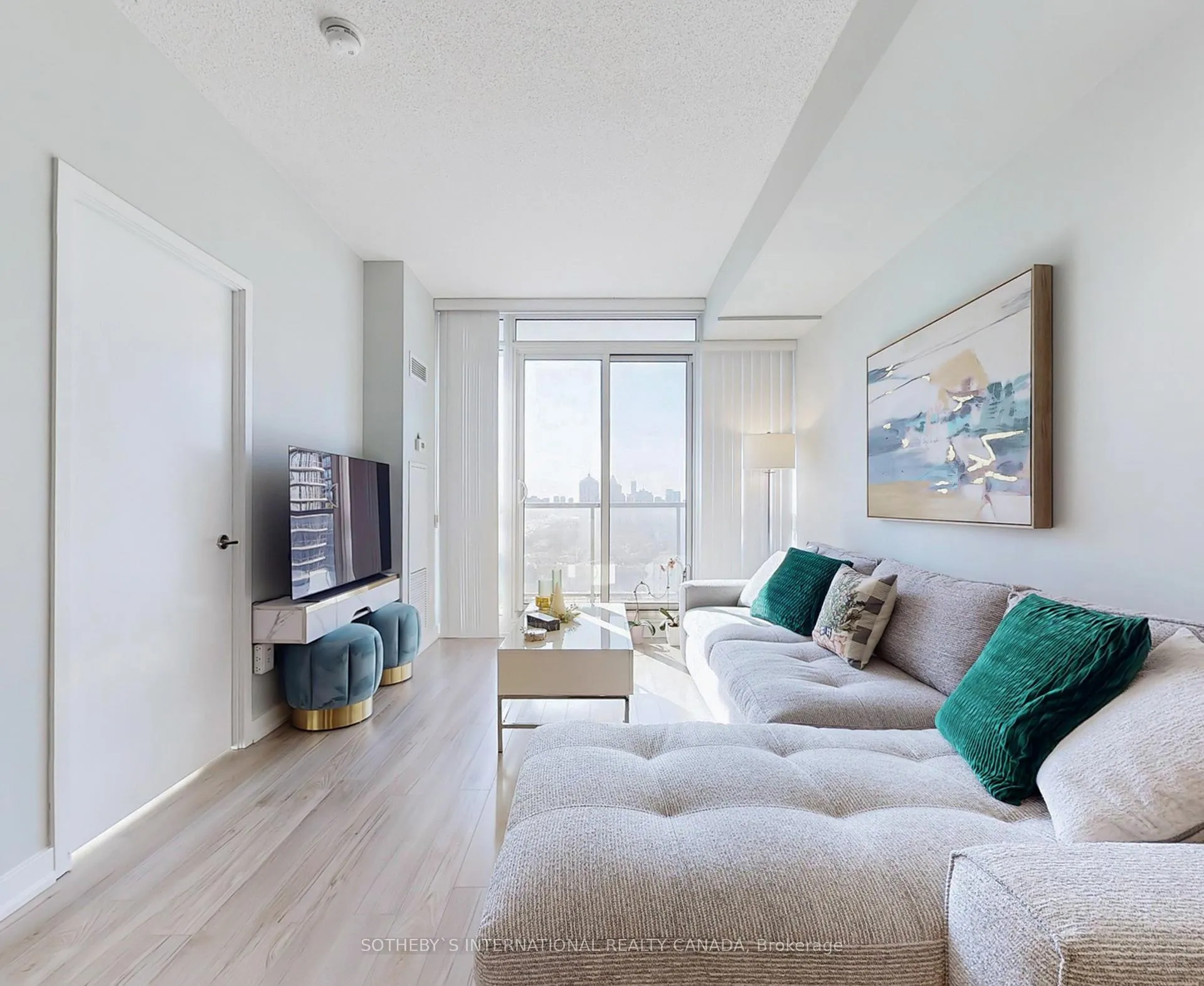 Photo 7 of Unit 2916, 121 McMahon Drive, North York, Bayview Village — HOMEH