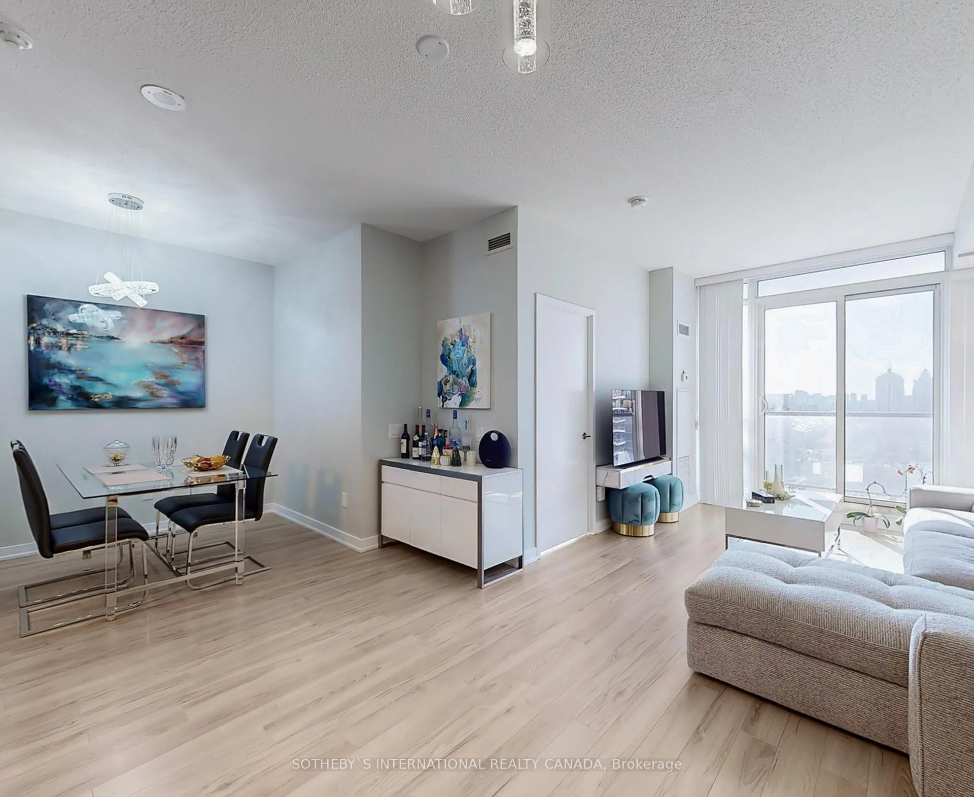 Photo 10 of Unit 2916, 121 McMahon Drive, North York, Bayview Village — HOMEH