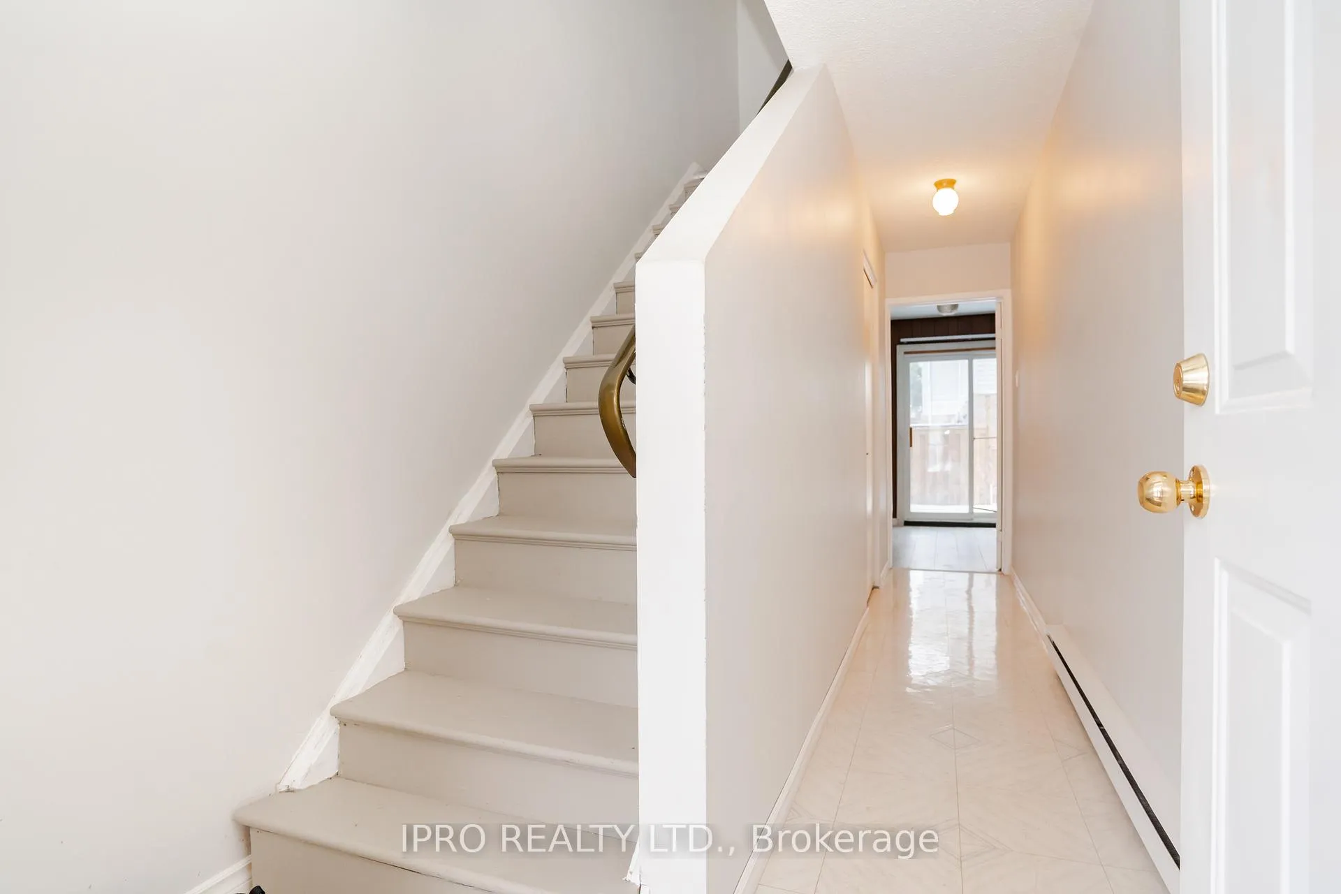 Photo 5 of Unit 20, 19 Celeste Drive, Scarborough, Guildwood — HOMEH
