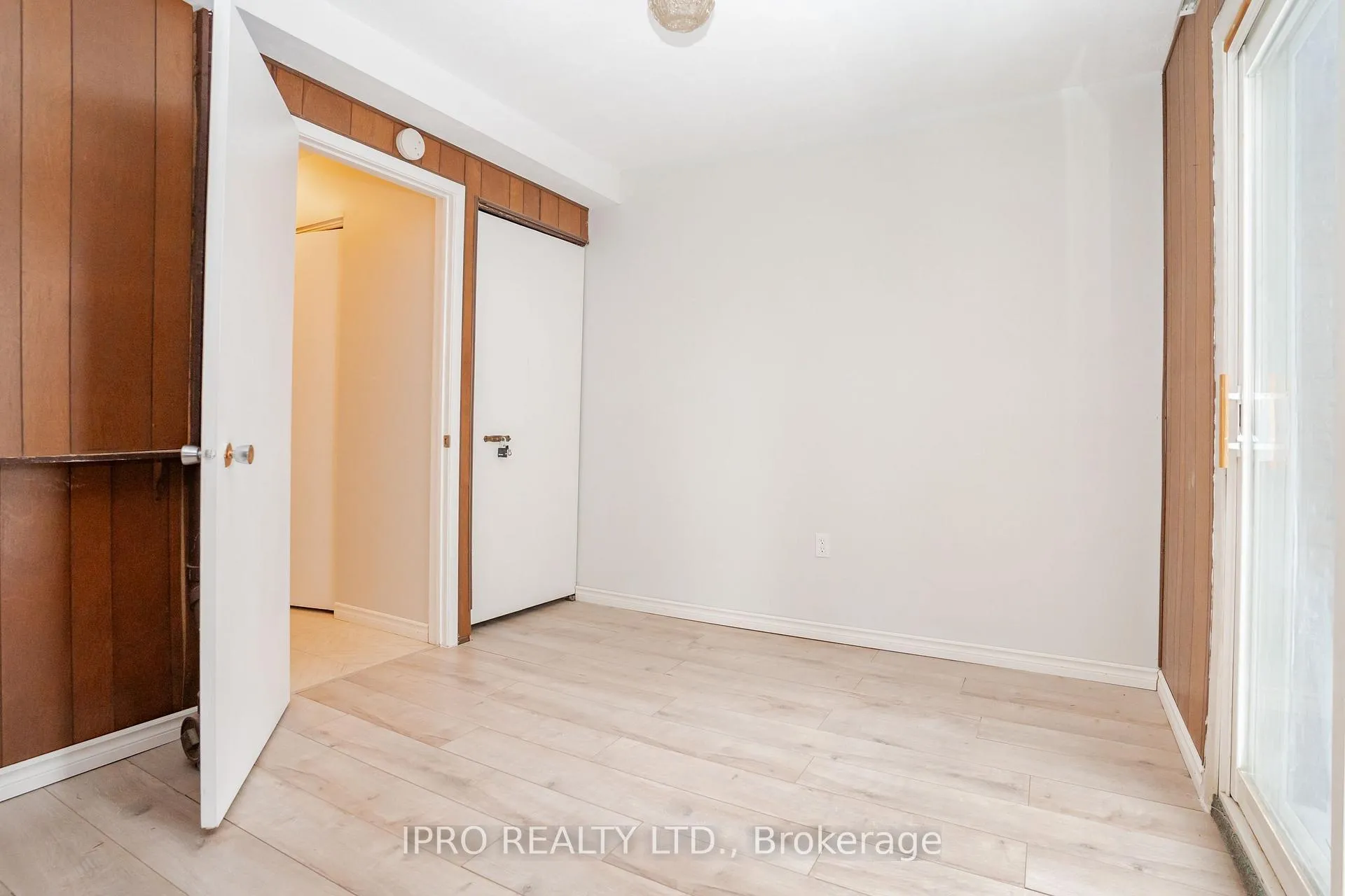 Photo 6 of Unit 20, 19 Celeste Drive, Scarborough, Guildwood — HOMEH