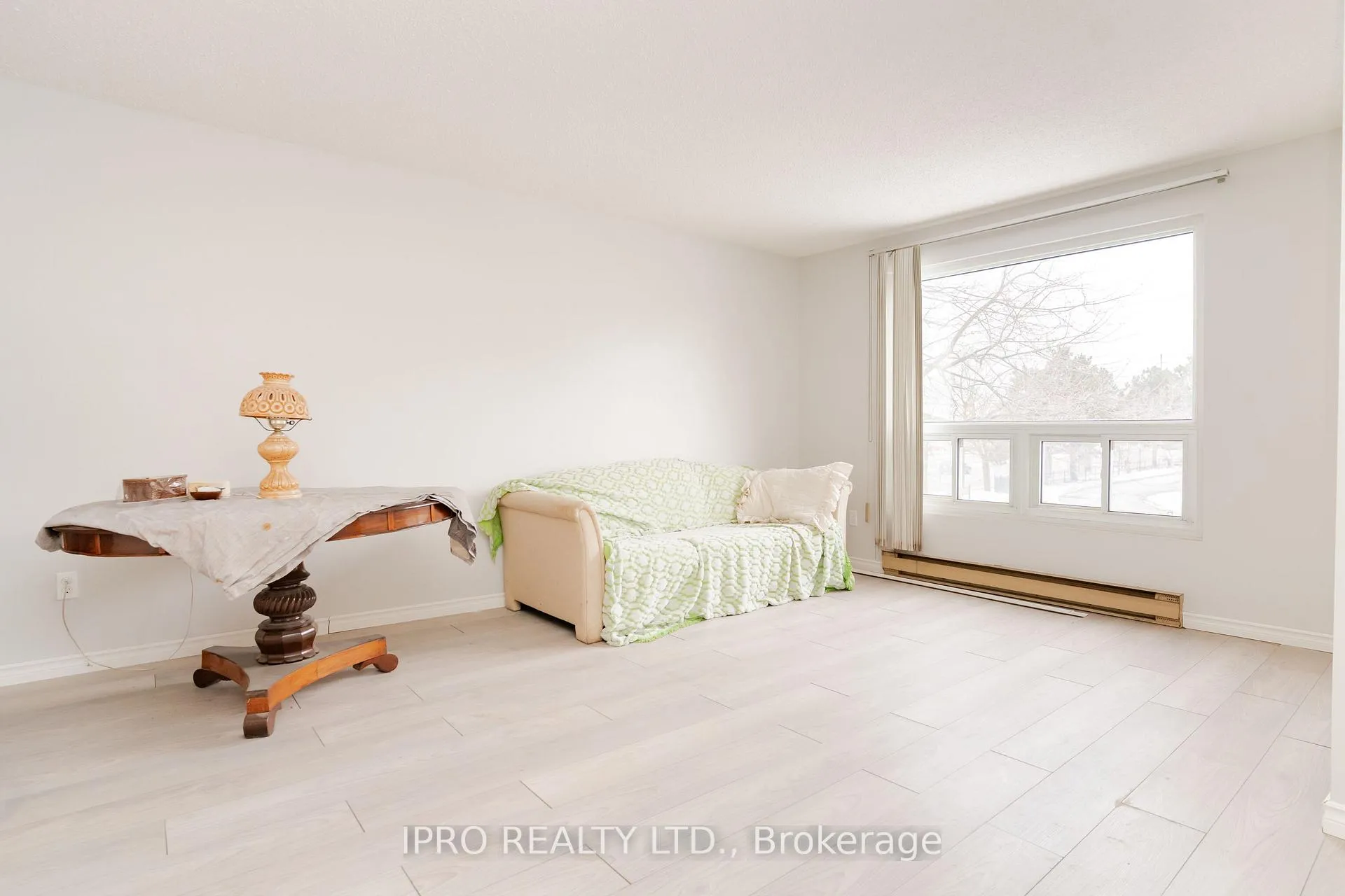 Photo 8 of Unit 20, 19 Celeste Drive, Scarborough, Guildwood — HOMEH