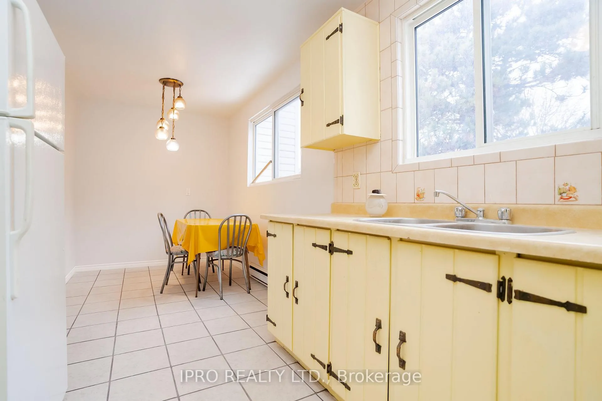 Photo 17 of Unit 20, 19 Celeste Drive, Scarborough, Guildwood — HOMEH