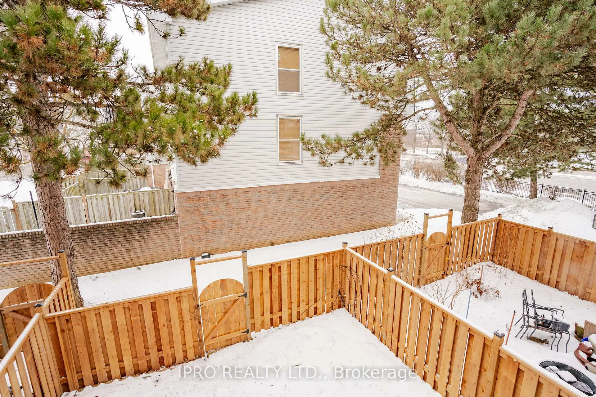 Photo 34 of Unit 20, 19 Celeste Drive, Scarborough, Guildwood — HOMEH