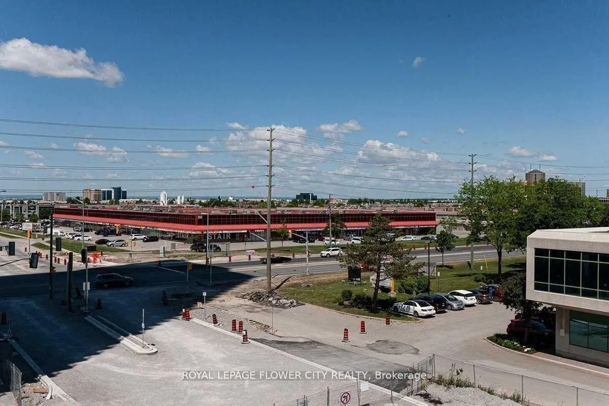 Photo 14 of Unit TH06, 1010 Portage Parkway, Vaughan, Concord — HOMEH