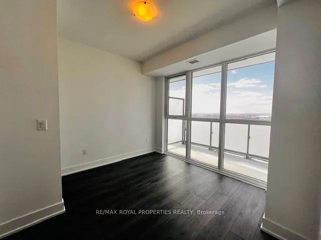 Photo 9 of Unit 1612, 2545 Simcoe Street N, Oshawa, Windfields — HOMEH