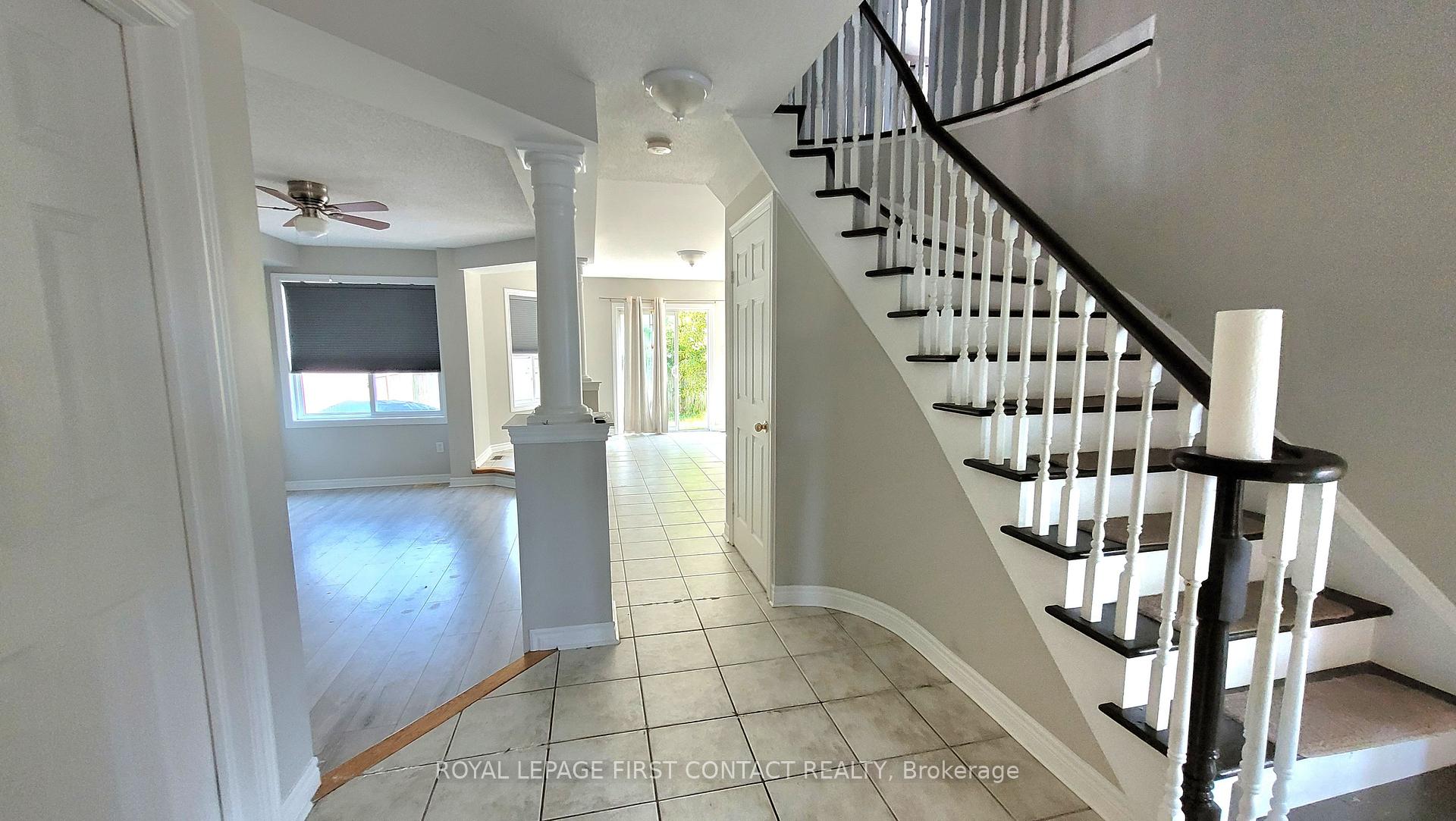 Photo 2 of 51 Stephanie Lane, Barrie, Painswick South — HOMEH