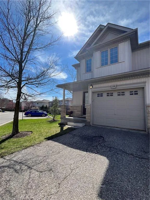 Photo 2 of Unit D98, 175 David Bergey Drive, Kitchener — HOMEH