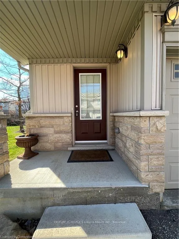 Photo 5 of Unit D98, 175 David Bergey Drive, Kitchener — HOMEH
