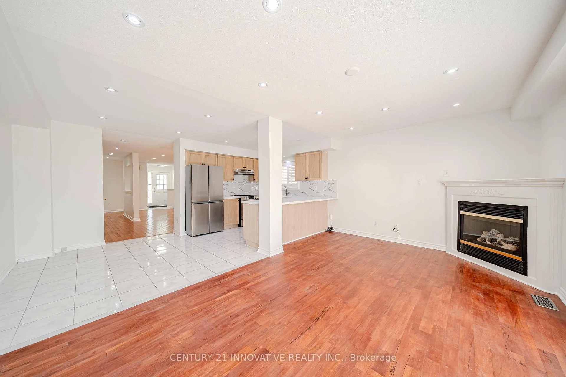Photo 10 of Unit Main, 1524 Avonmore Square, Pickering, Town Centre — HOMEH