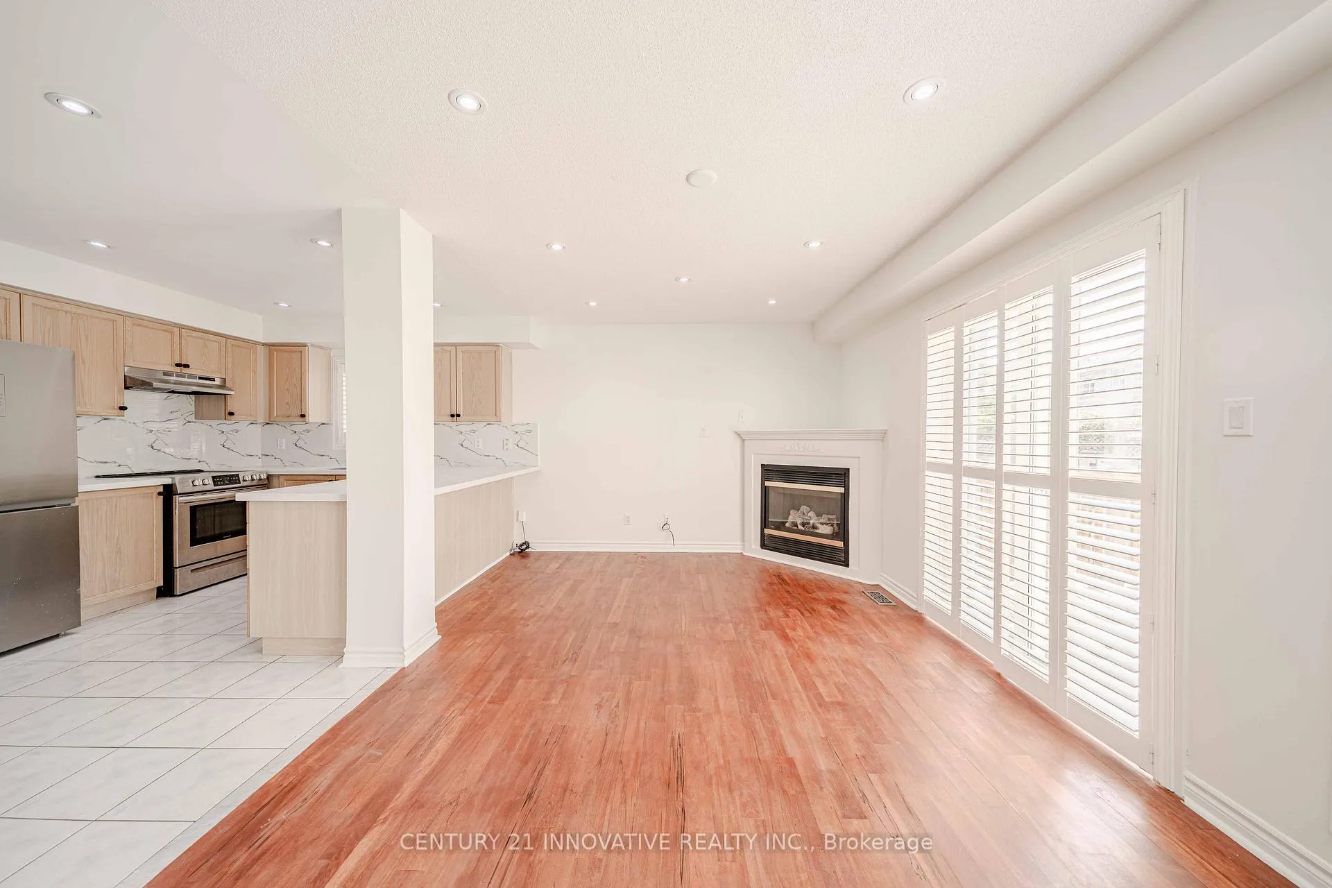 Photo 11 of Unit Main, 1524 Avonmore Square, Pickering, Town Centre — HOMEH