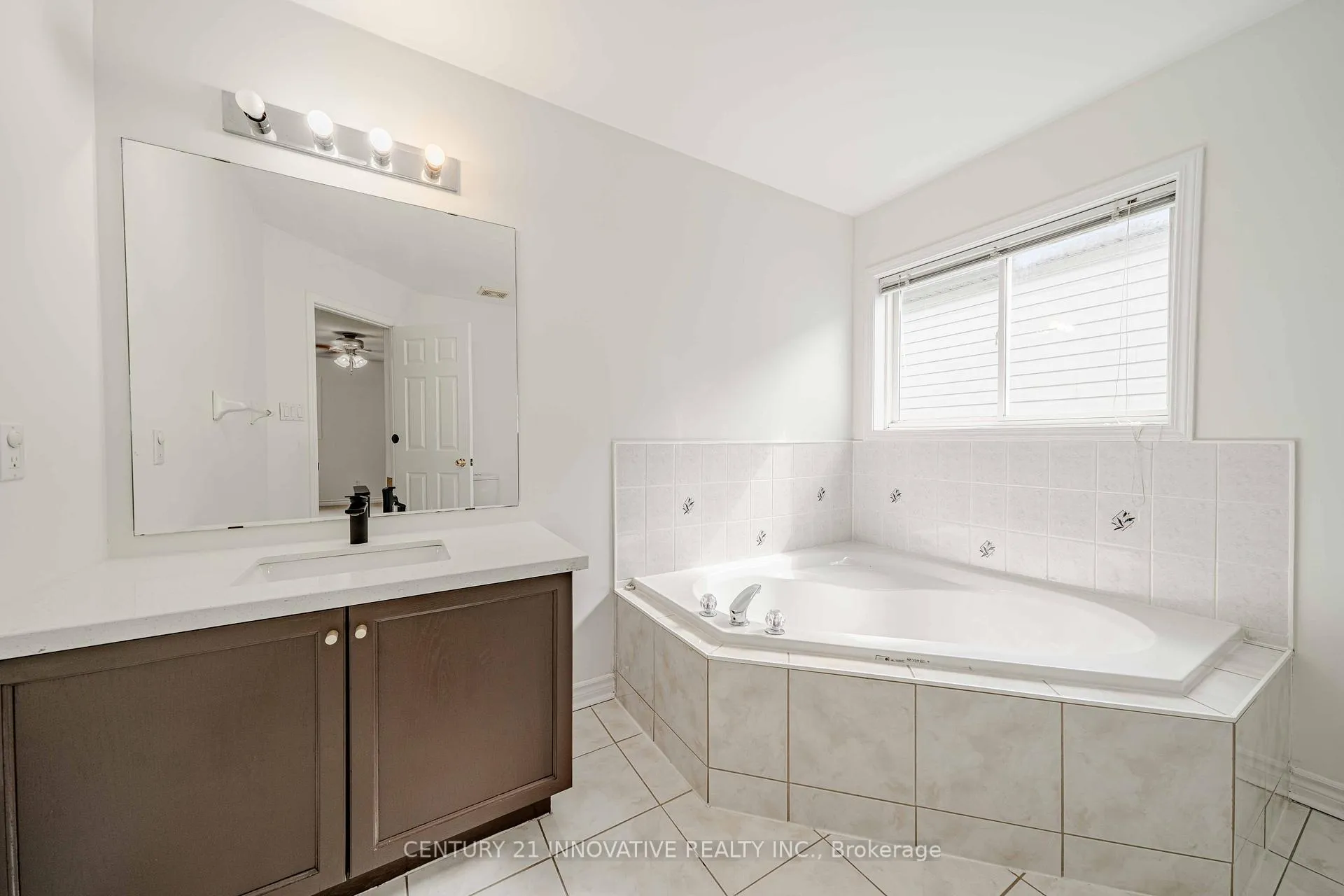Photo 22 of Unit Main, 1524 Avonmore Square, Pickering, Town Centre — HOMEH