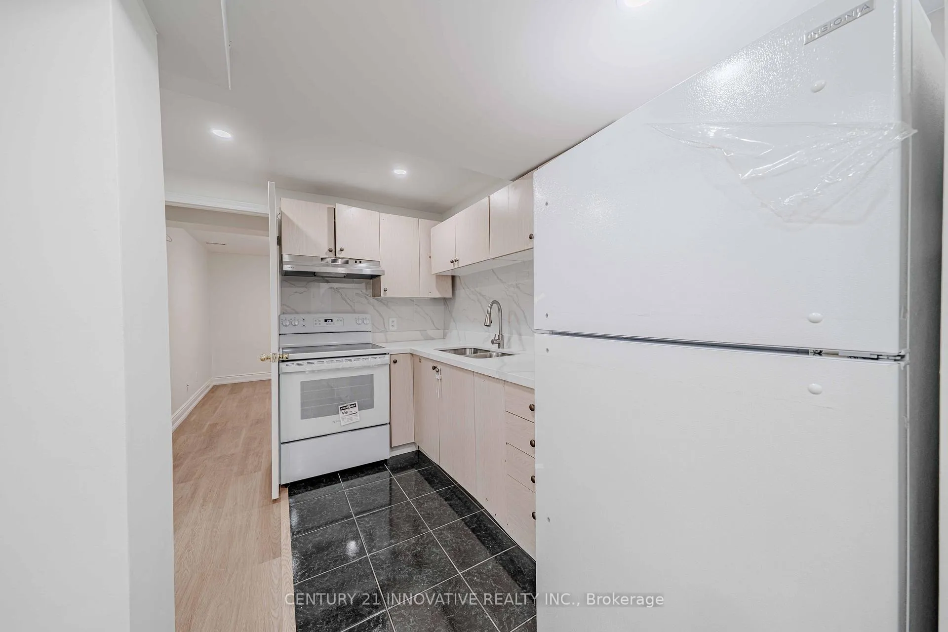 Photo 38 of Unit Main, 1524 Avonmore Square, Pickering, Town Centre — HOMEH