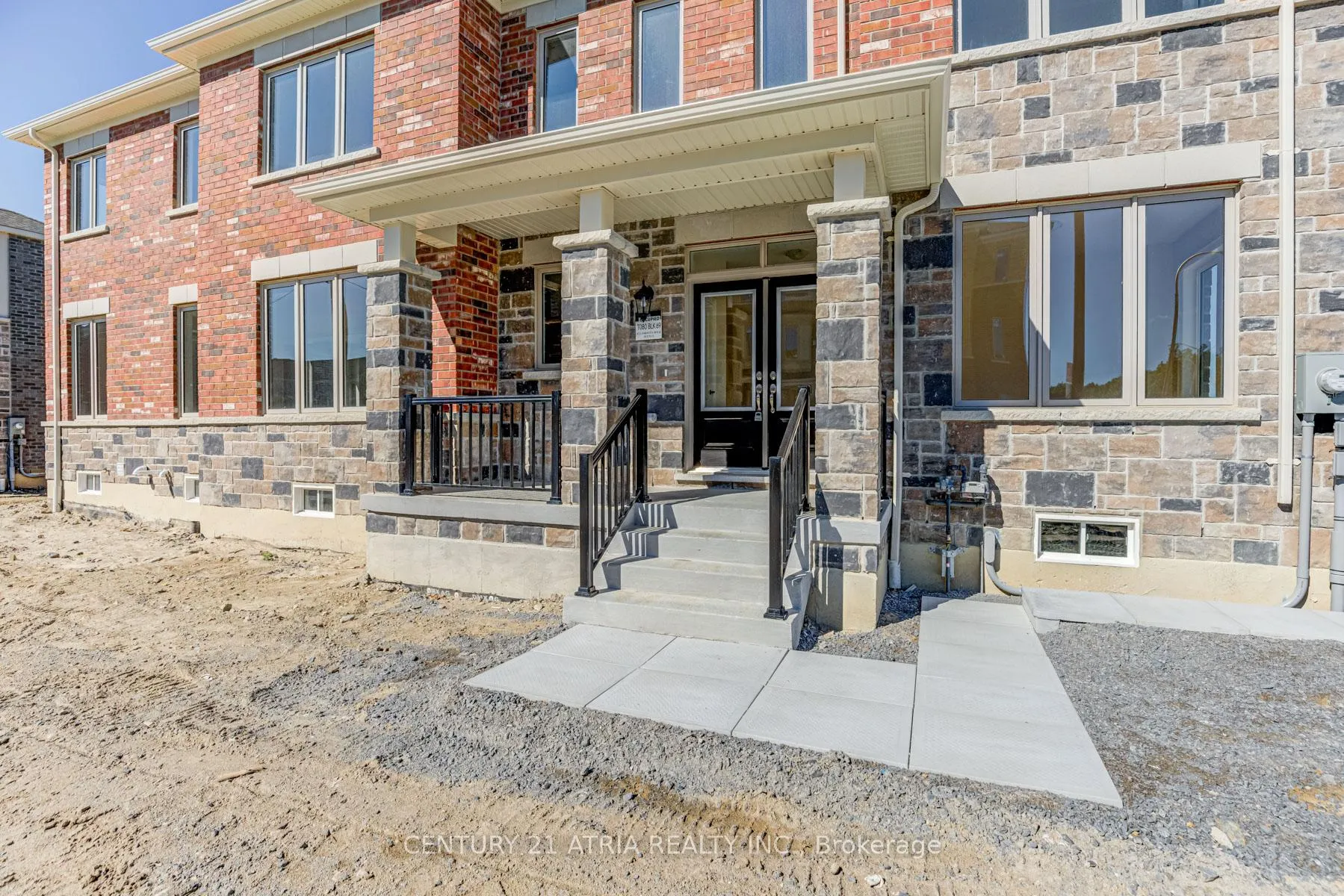 Photo 4 of 875 Smoothrock Avenue, Pickering, Liverpool — HOMEH