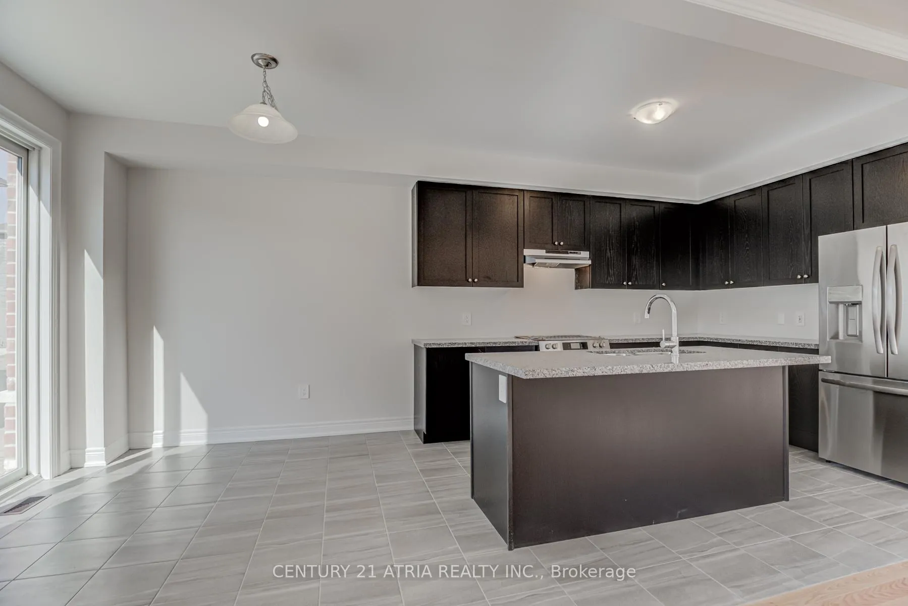 Photo 10 of 875 Smoothrock Avenue, Pickering, Liverpool — HOMEH